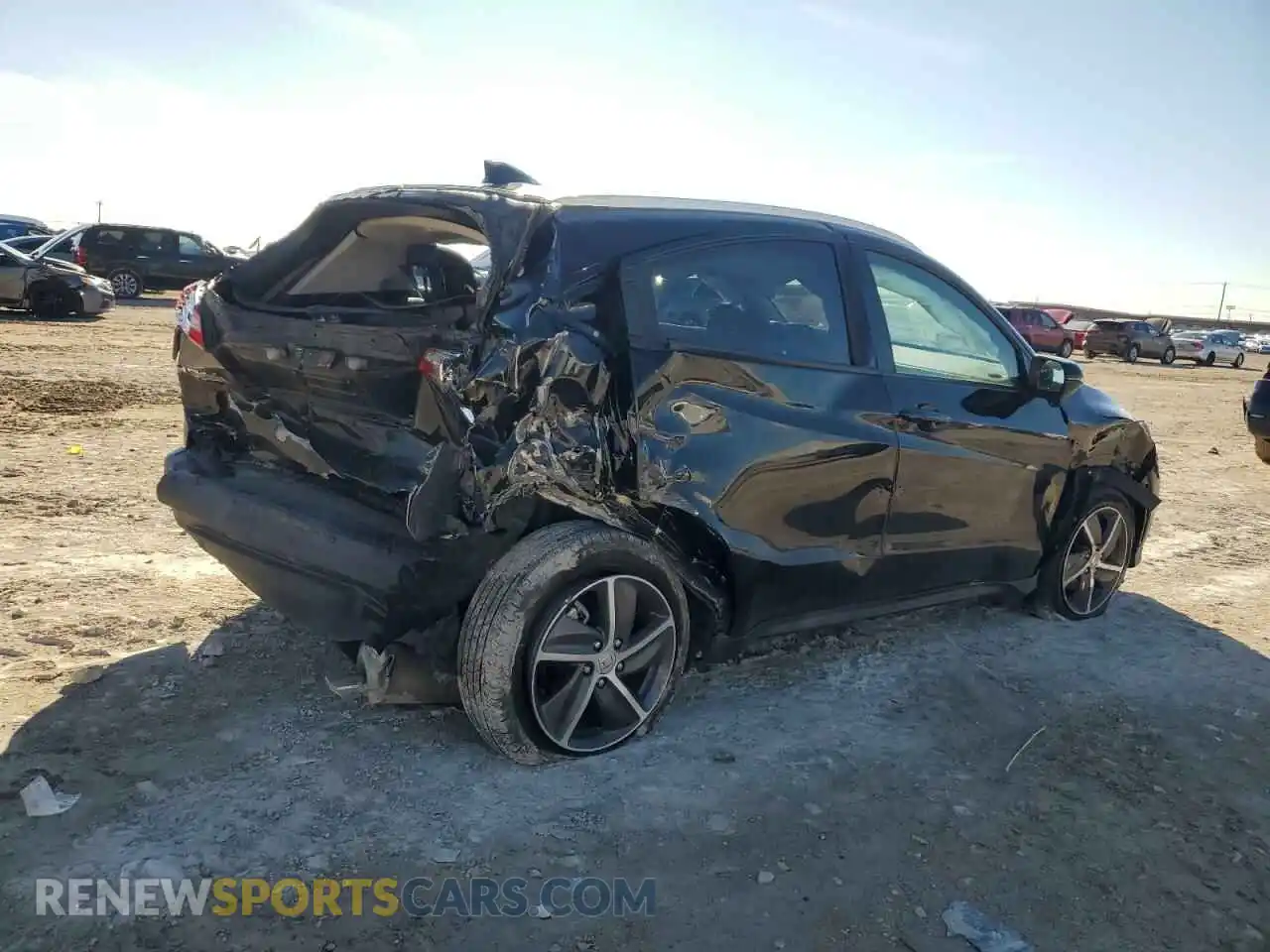 3 Photograph of a damaged car 3CZRU5H74MM719842 HONDA HR-V 2021