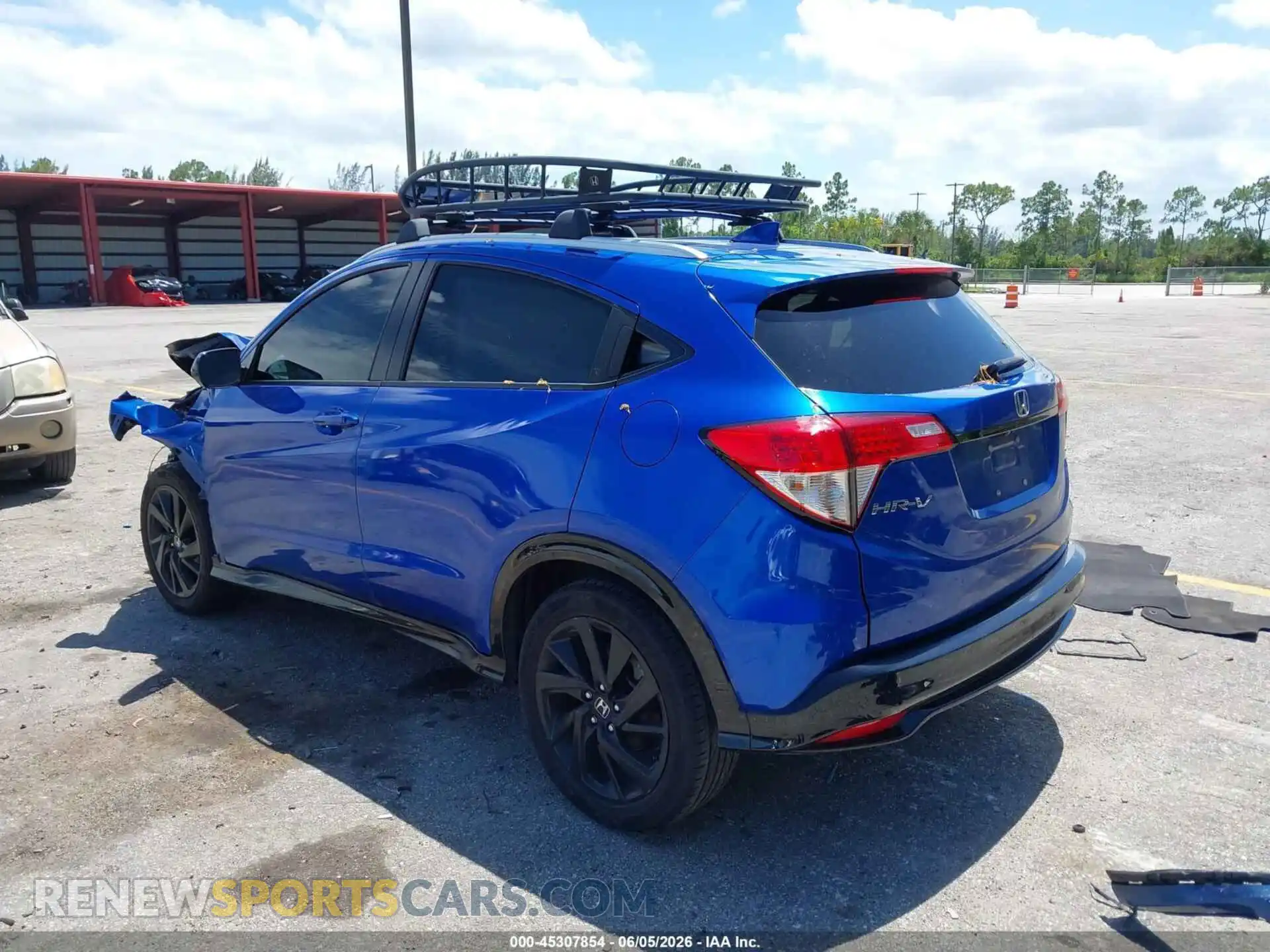 3 Photograph of a damaged car 3CZRU6H10MM732752 HONDA HR-V 2021