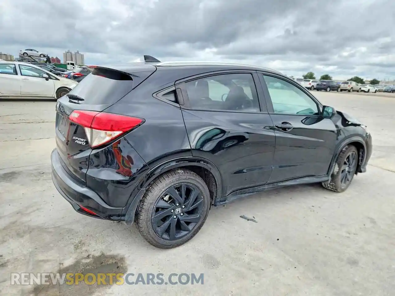3 Photograph of a damaged car 3CZRU6H11MM723381 HONDA HR-V 2021