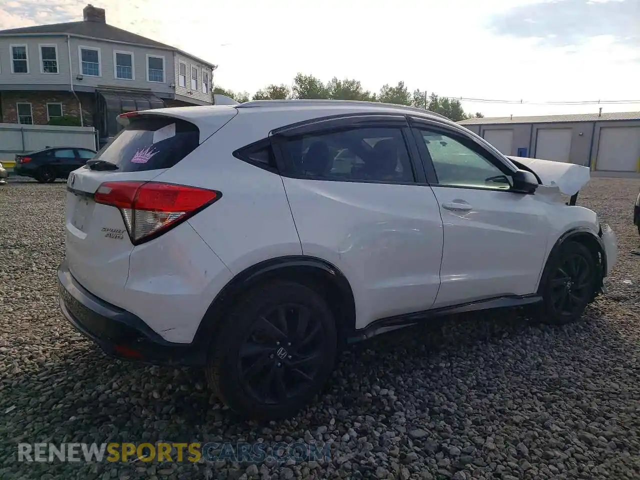 3 Photograph of a damaged car 3CZRU6H12MM711062 HONDA HR-V 2021