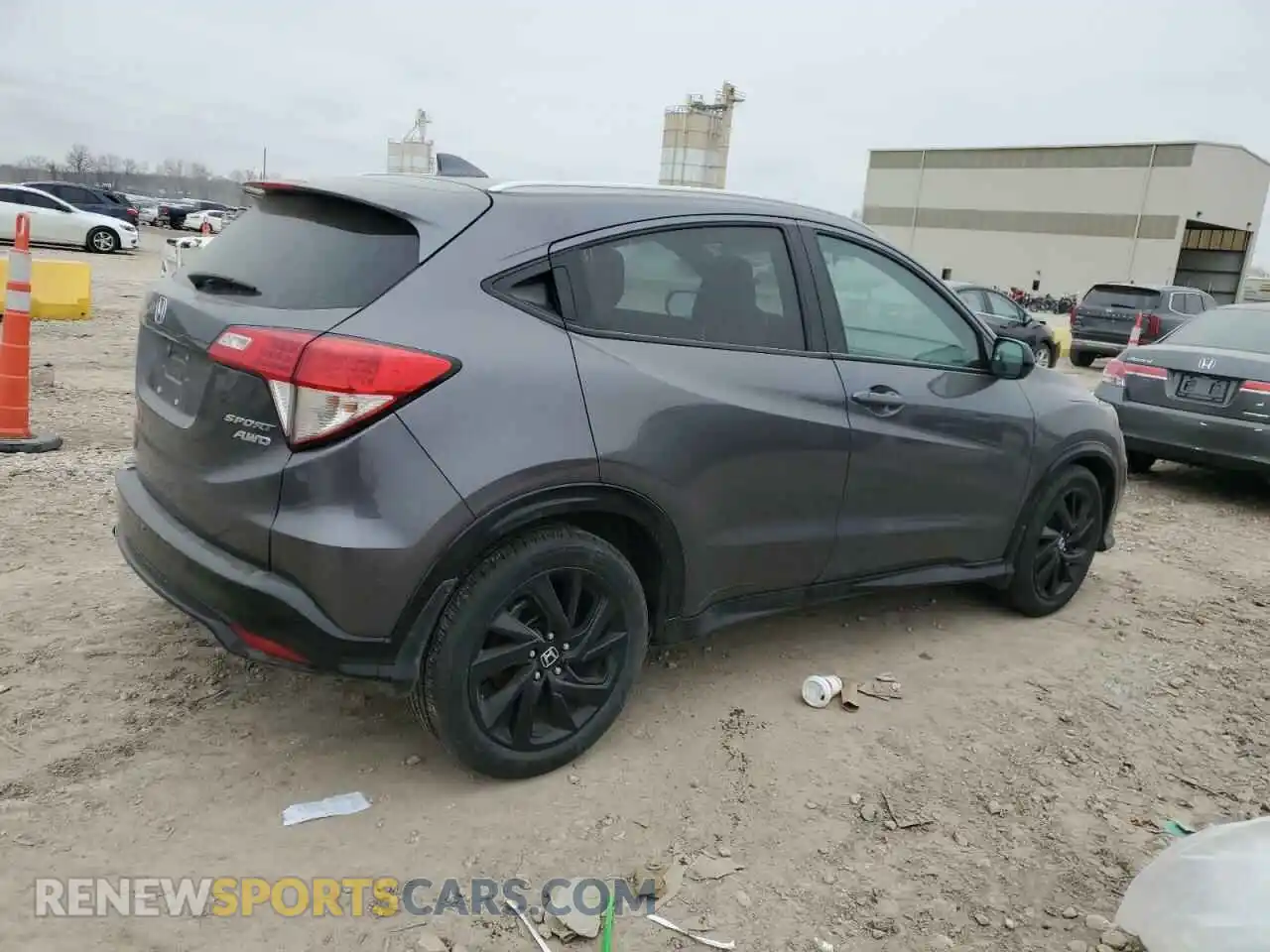 3 Photograph of a damaged car 3CZRU6H12MM711711 HONDA HR-V 2021
