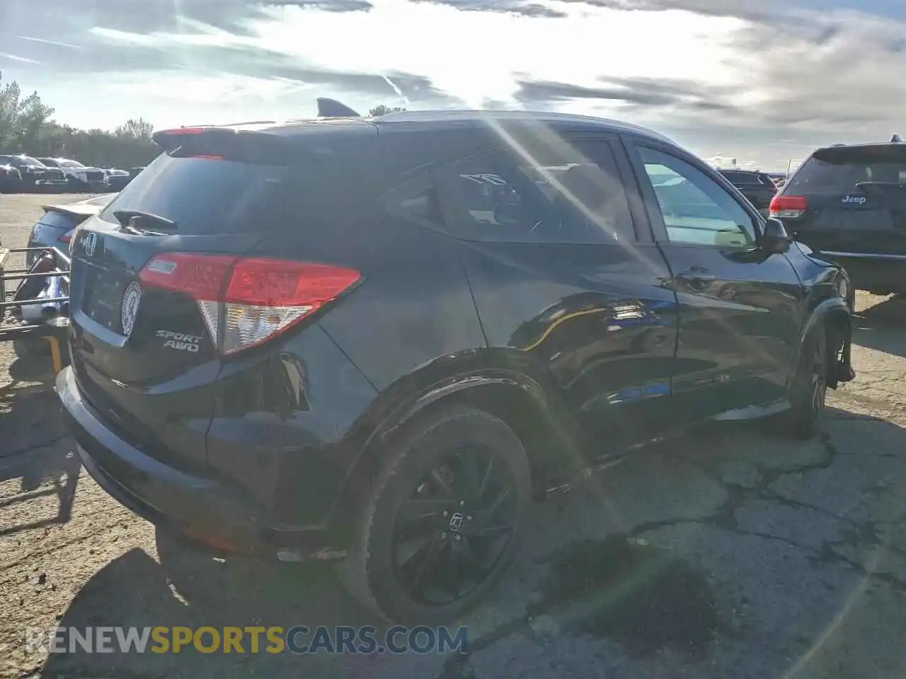 3 Фотография поврежденного автомобиля 3CZRU6H12MM718657 HONDA HR-V 2021
