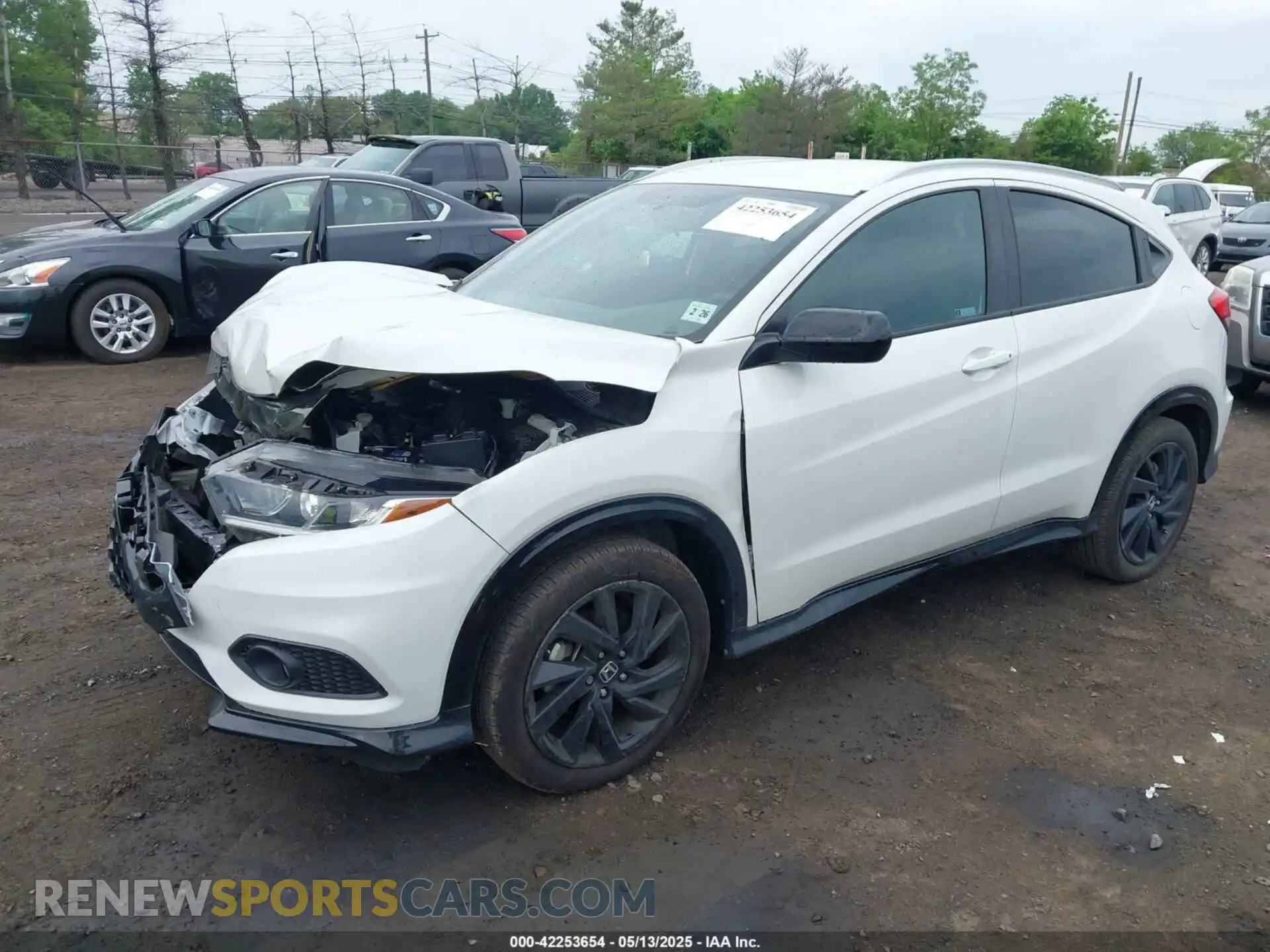2 Photograph of a damaged car 3CZRU6H12MM721137 HONDA HR-V 2021