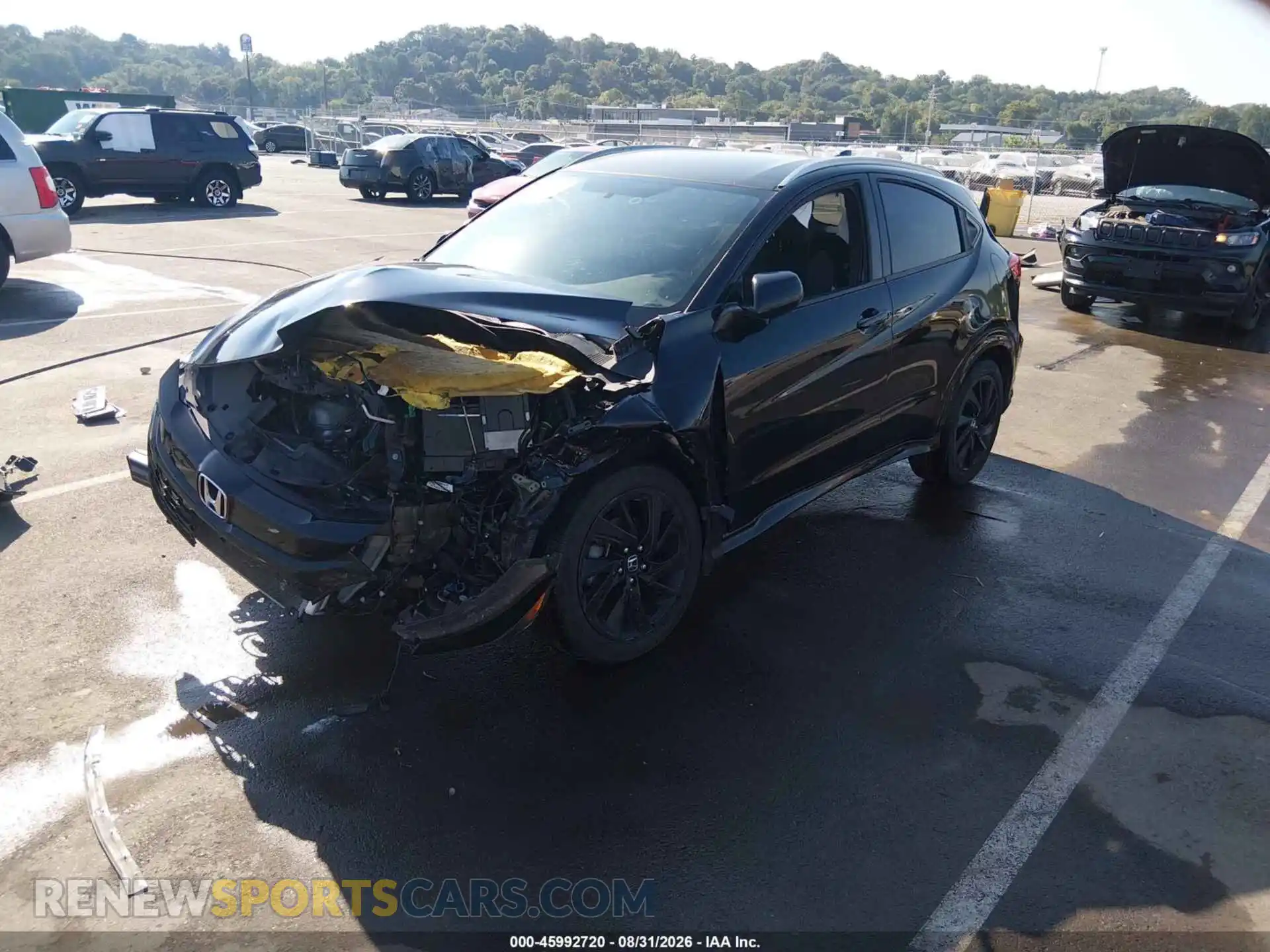 2 fotografías del automóvil dañado 3CZRU6H12MM743705 HONDA HR-V 2021