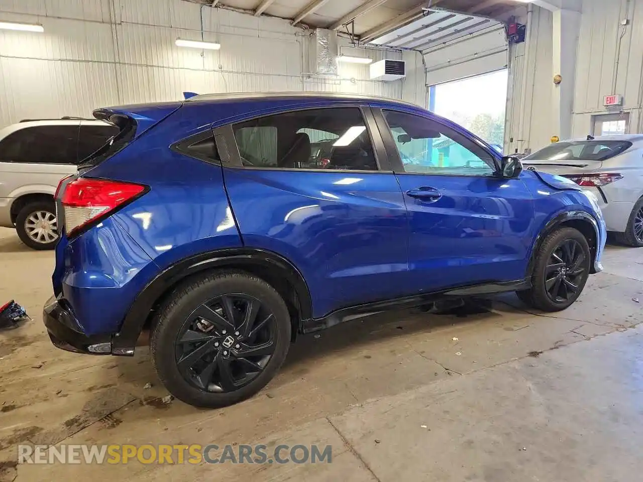 3 Фотография поврежденного автомобиля 3CZRU6H13MM744071 HONDA HR-V 2021