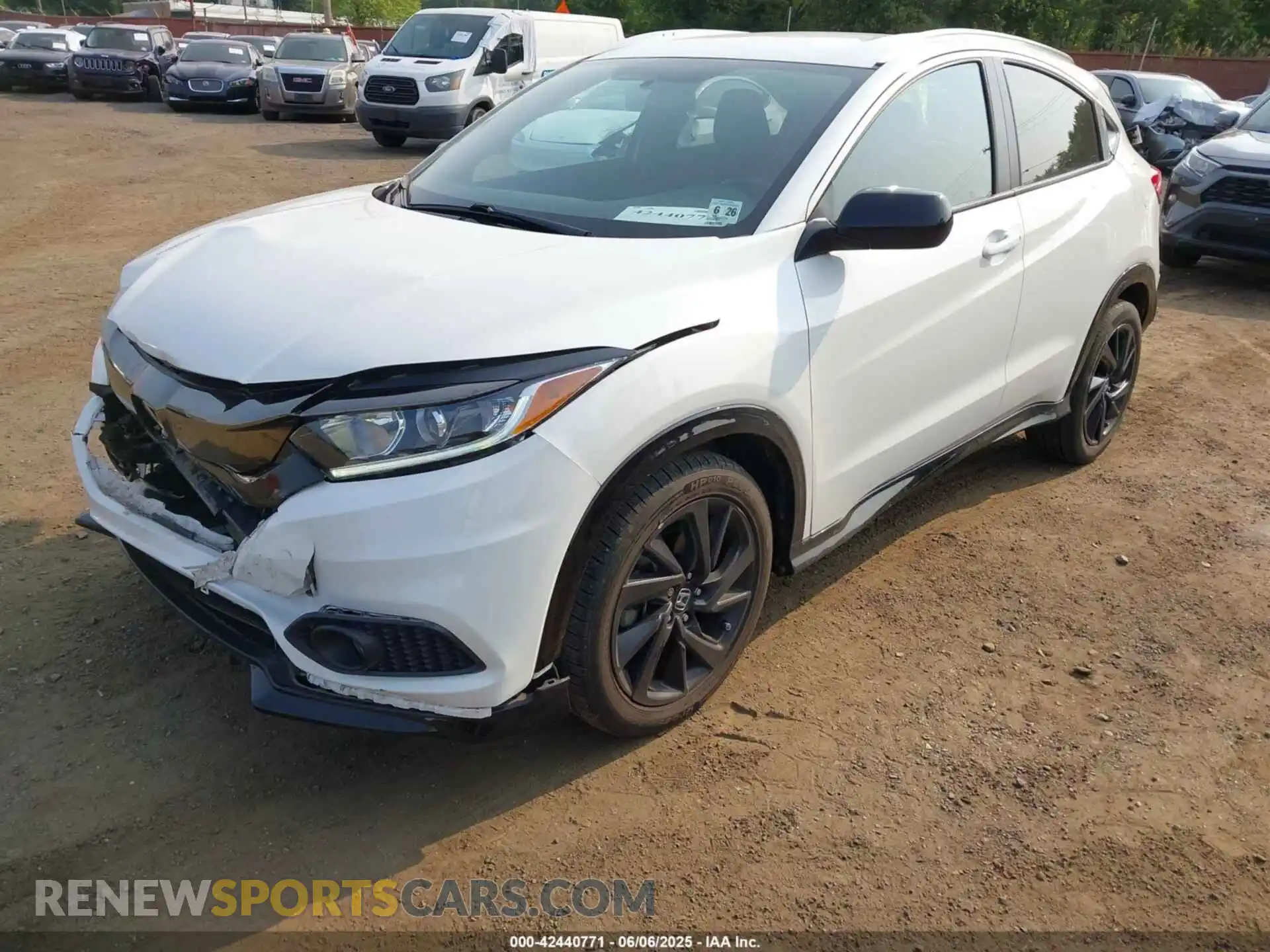 2 Photograph of a damaged car 3CZRU6H13MM755555 HONDA HR-V 2021