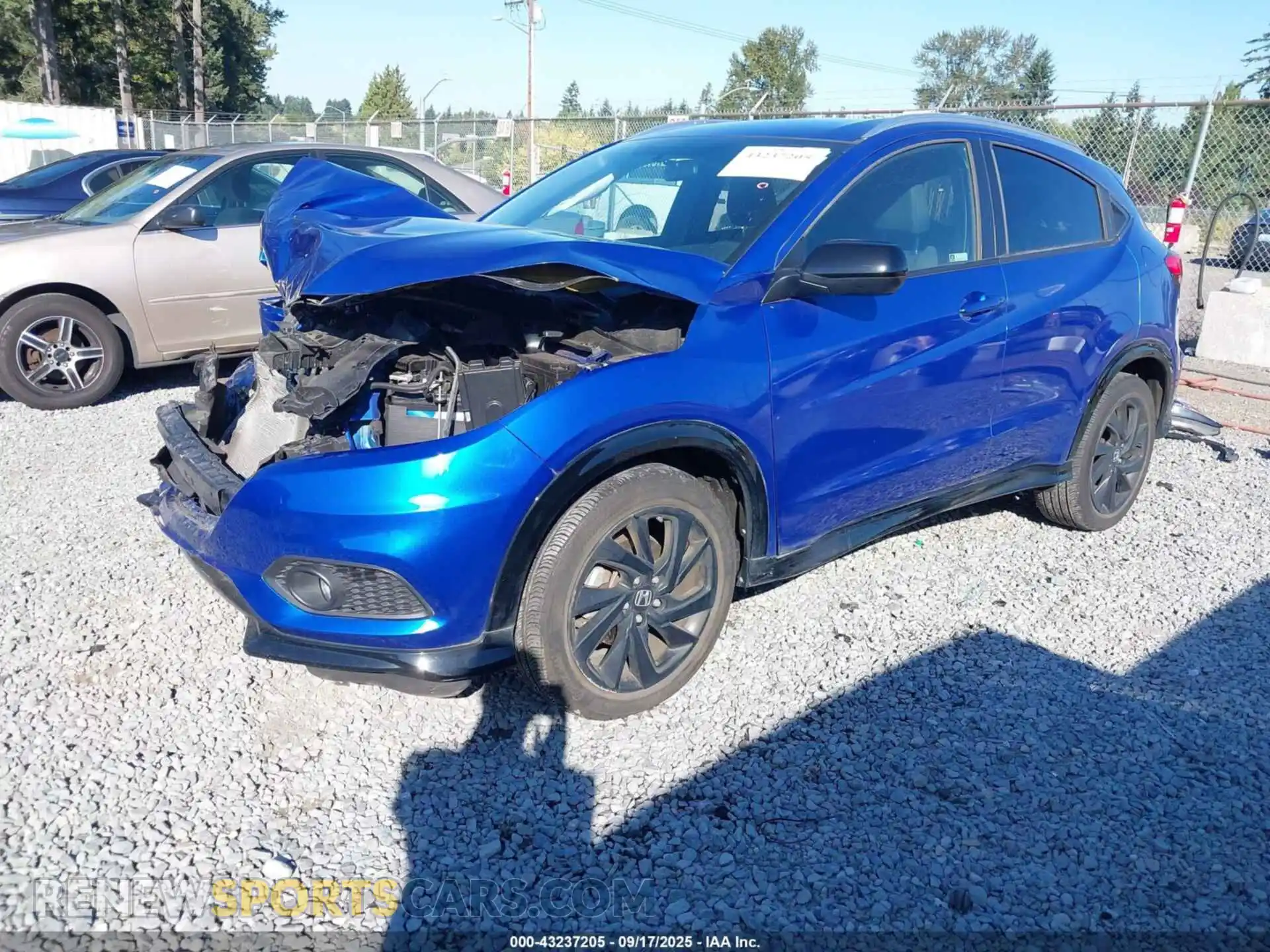 2 Photograph of a damaged car 3CZRU6H15MM747585 HONDA HR-V 2021