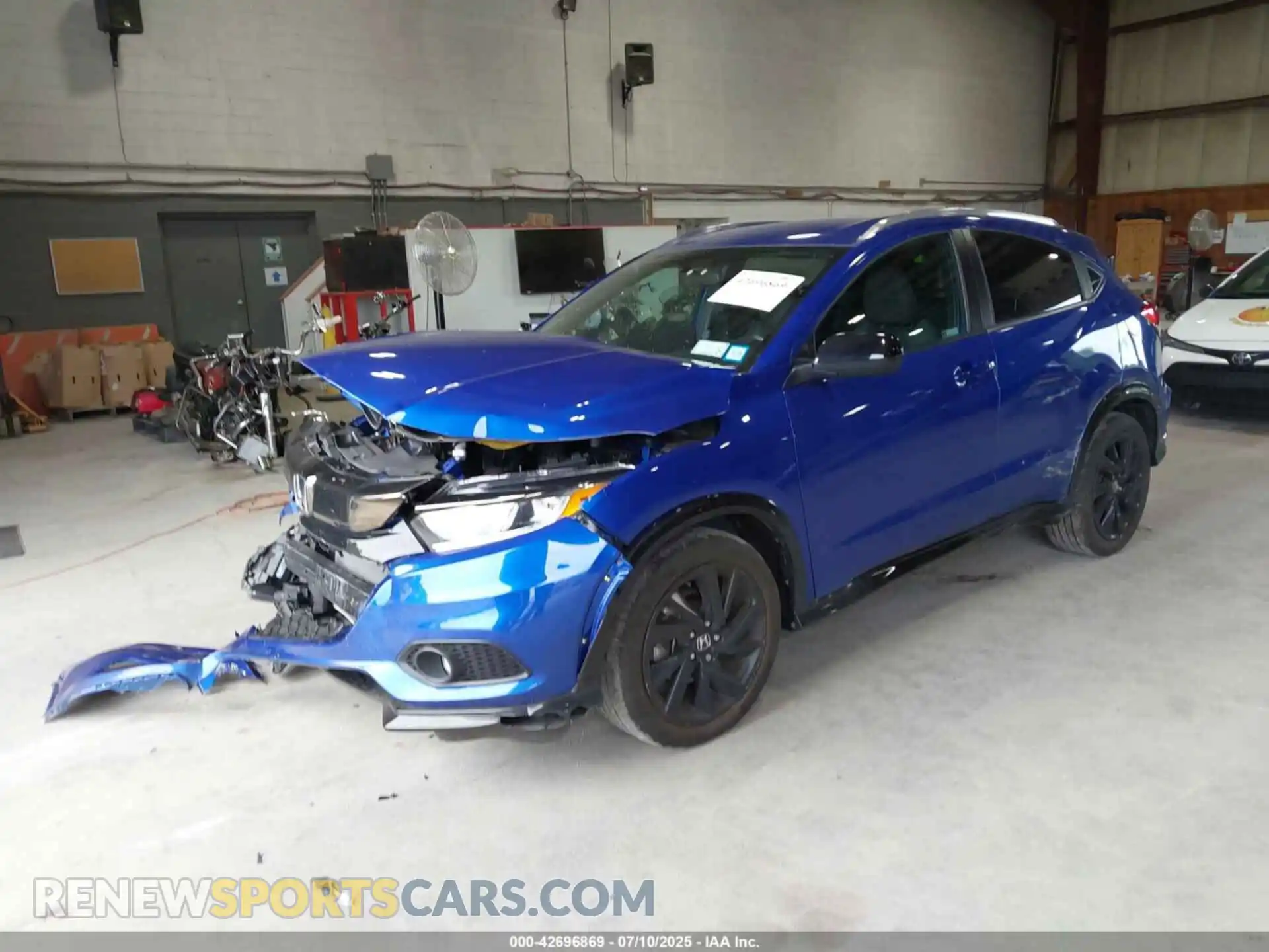2 Photograph of a damaged car 3CZRU6H16MM723005 HONDA HR-V 2021