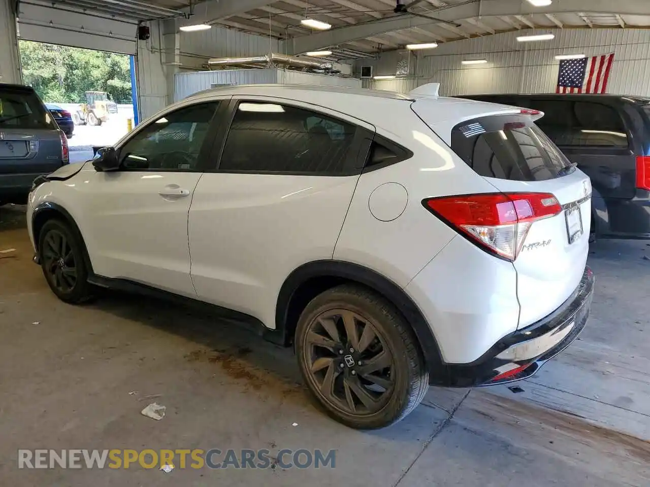 2 Photograph of a damaged car 3CZRU6H18MM723877 HONDA HR-V 2021