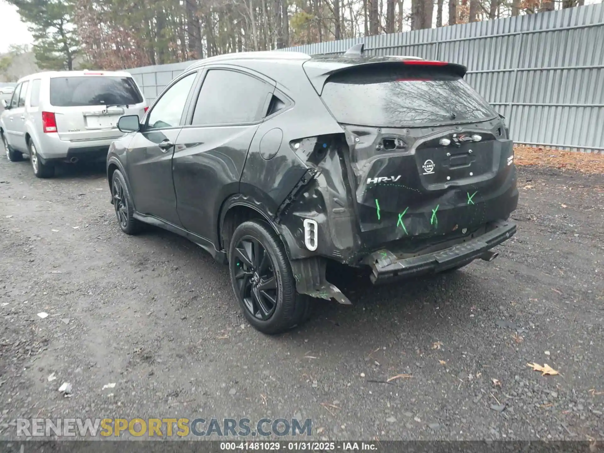 3 Photograph of a damaged car 3CZRU6H19MM752031 HONDA HR-V 2021