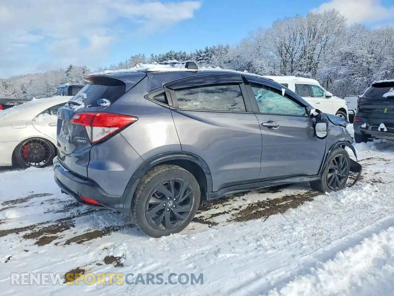 3 Photograph of a damaged car 3CZRU6H1XMM702738 HONDA HR-V 2021