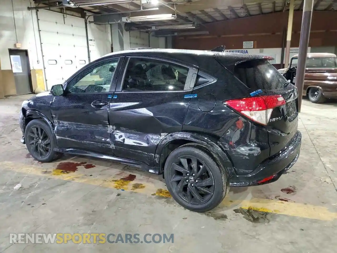 2 Photograph of a damaged car 3CZRU6H1XMM752443 HONDA HR-V 2021