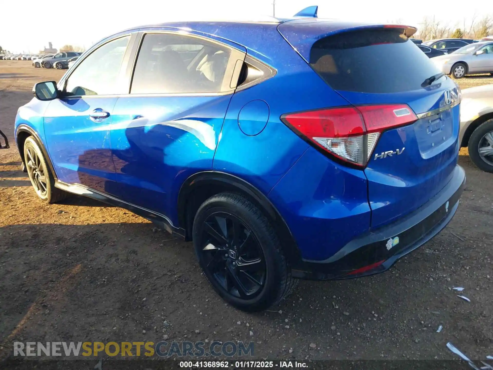 3 Photograph of a damaged car 3CZRU6H1XMM755679 HONDA HR-V 2021