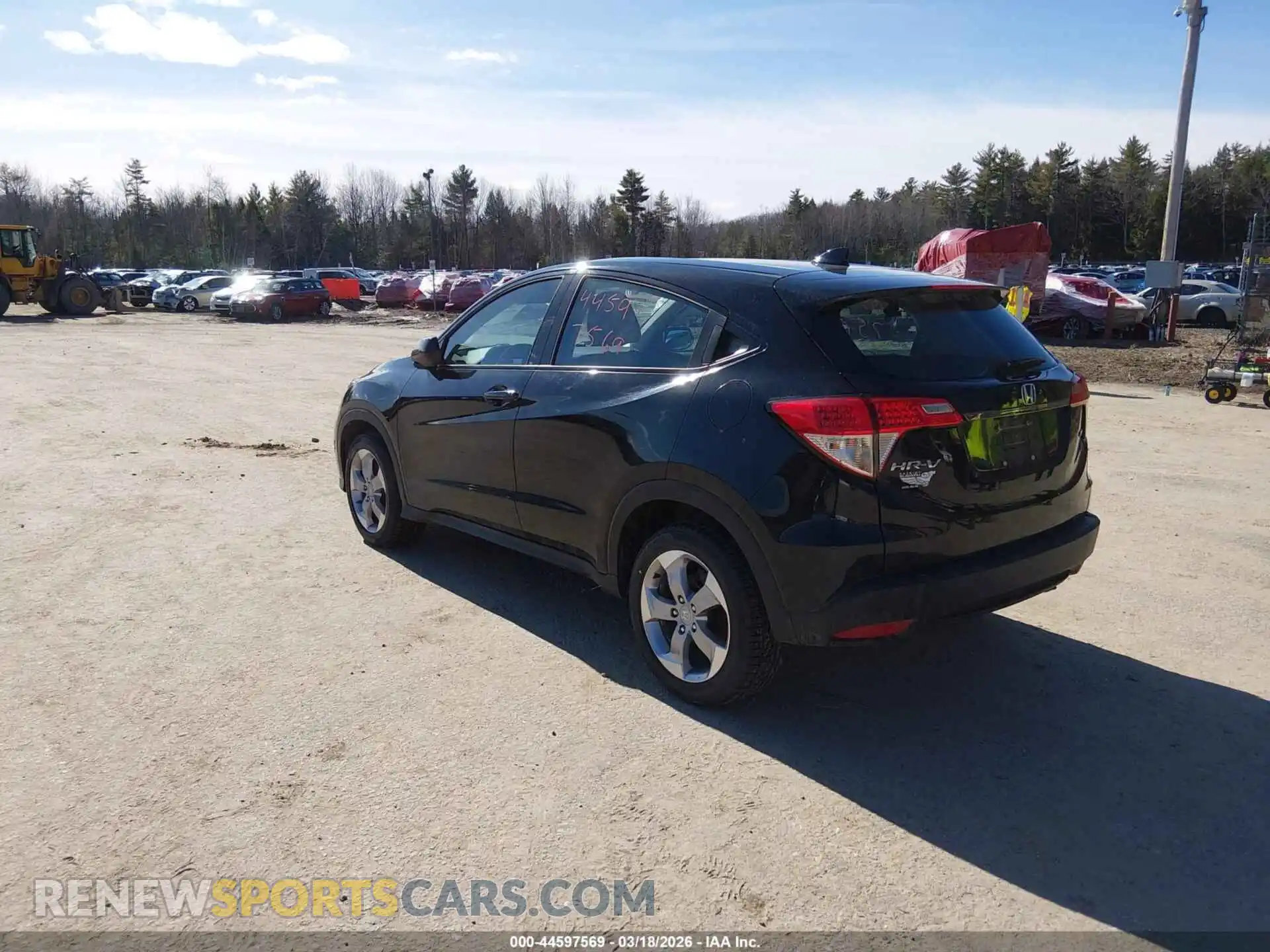 3 Photograph of a damaged car 3CZRU6H30MM743459 HONDA HR-V 2021