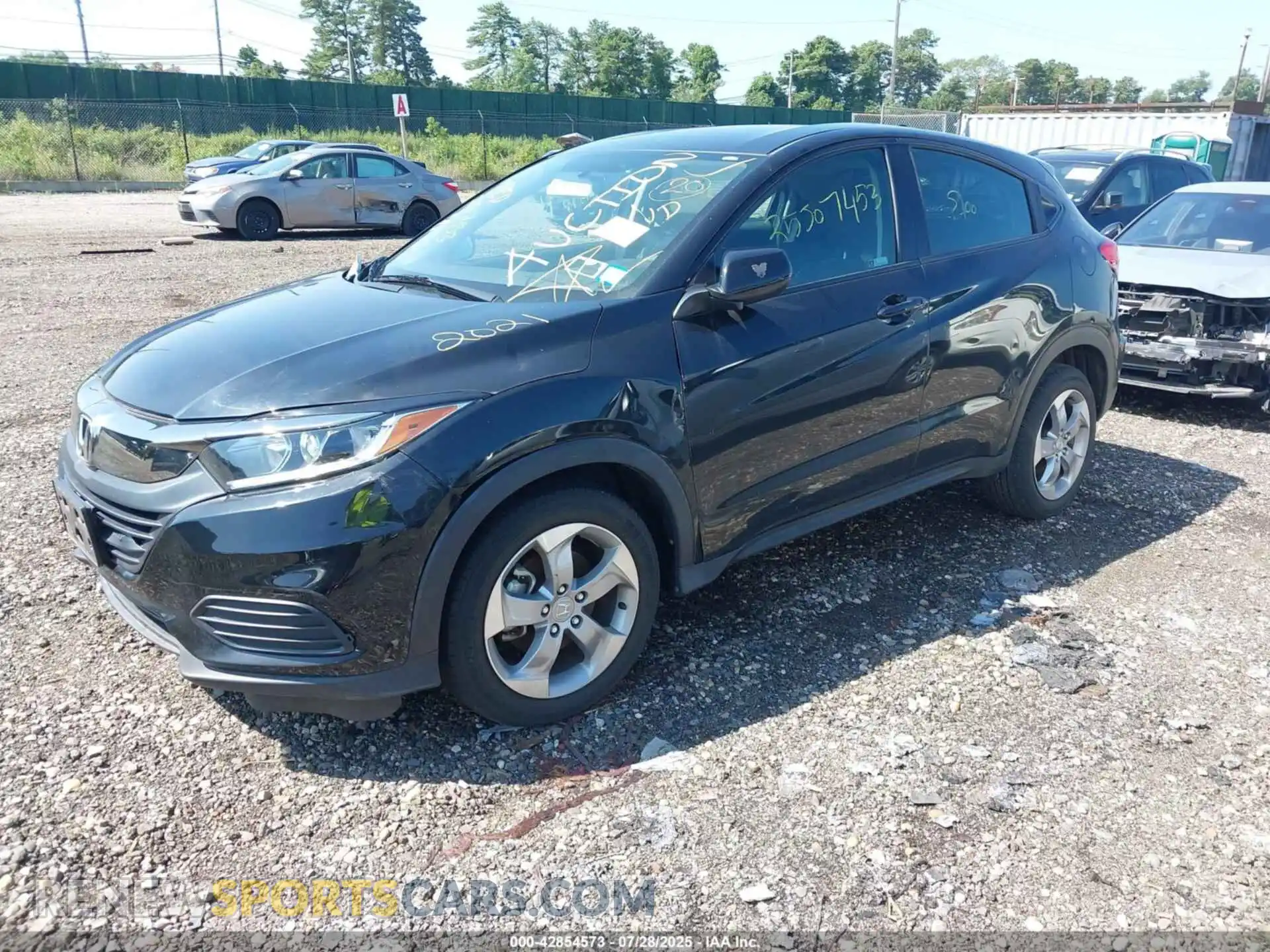 2 Photograph of a damaged car 3CZRU6H31MM746628 HONDA HR-V 2021