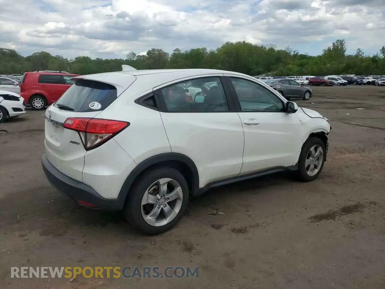 3 Photograph of a damaged car 3CZRU6H32MM709992 HONDA HR-V 2021