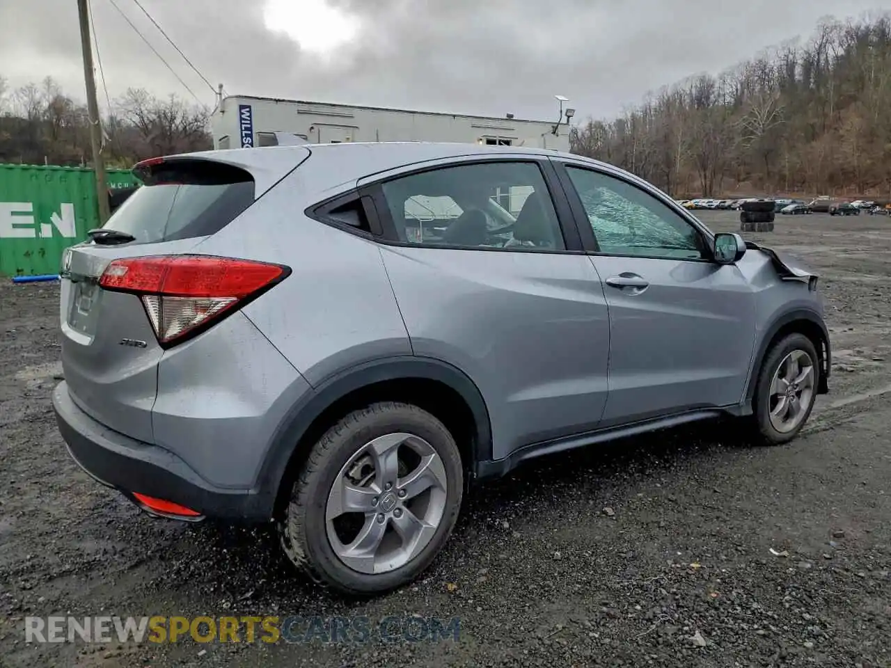 3 Photograph of a damaged car 3CZRU6H32MM722922 HONDA HR-V 2021