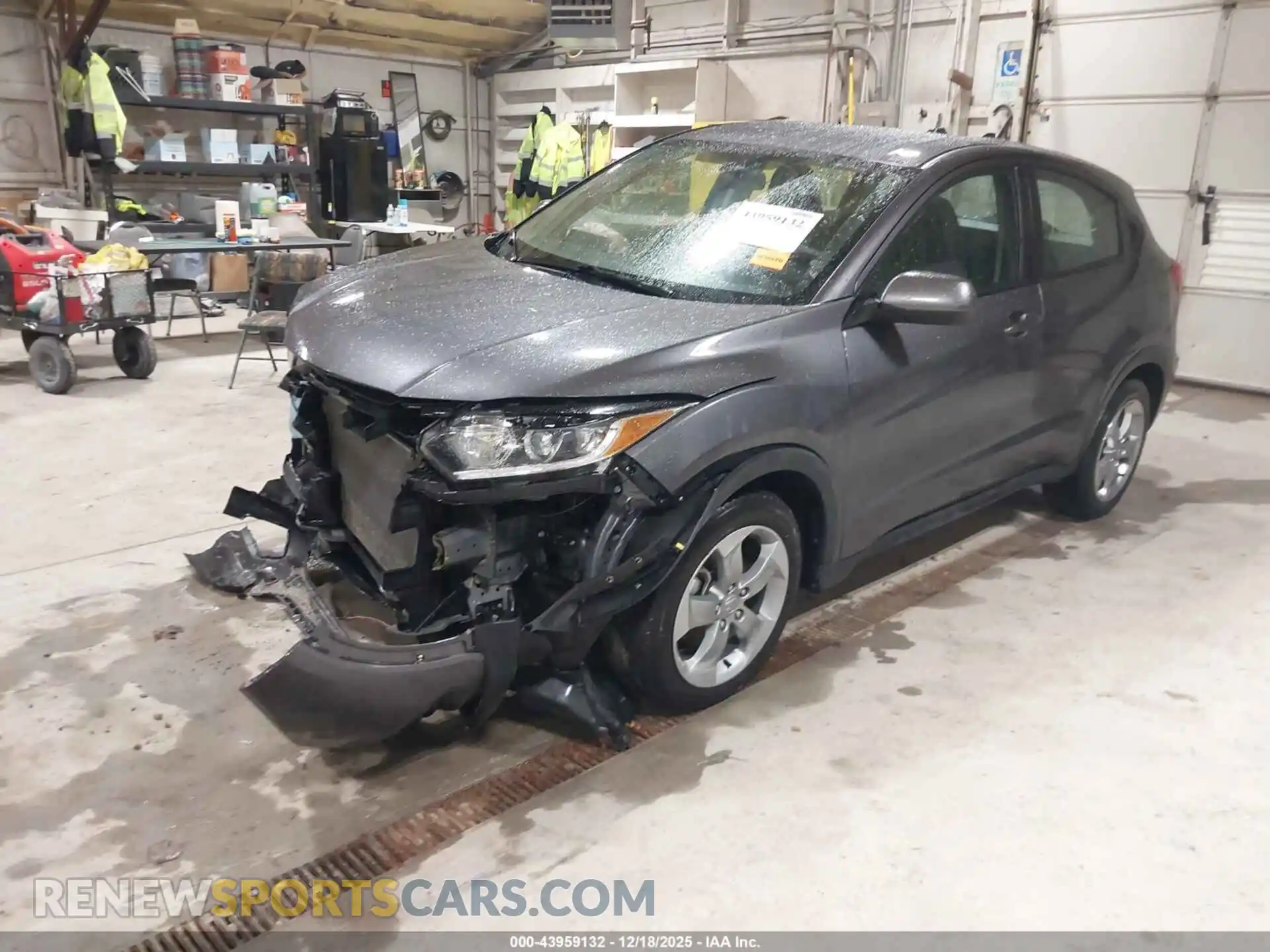 2 Photograph of a damaged car 3CZRU6H32MM739235 HONDA HR-V 2021
