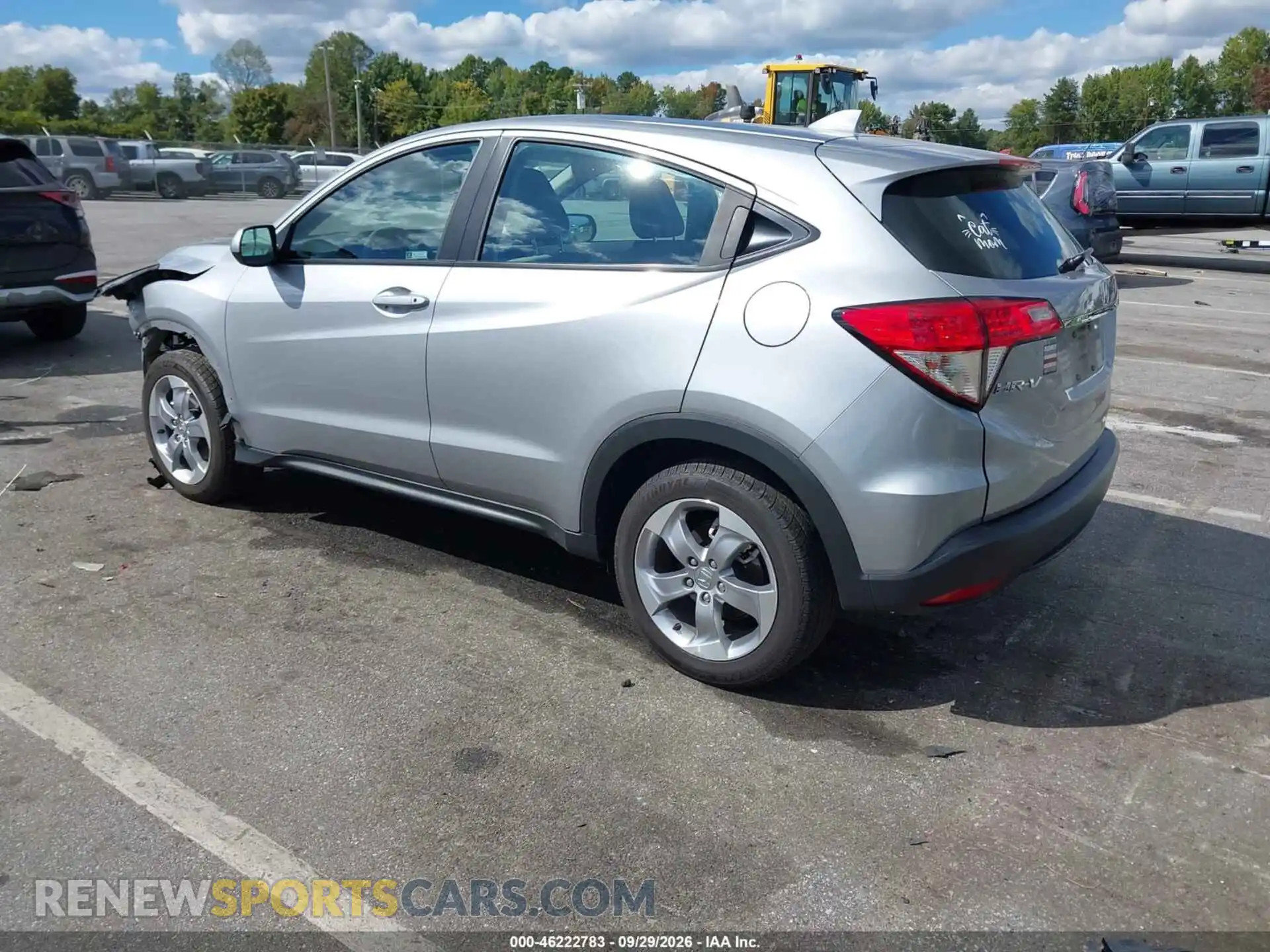3 Photograph of a damaged car 3CZRU6H33MM736716 HONDA HR-V 2021