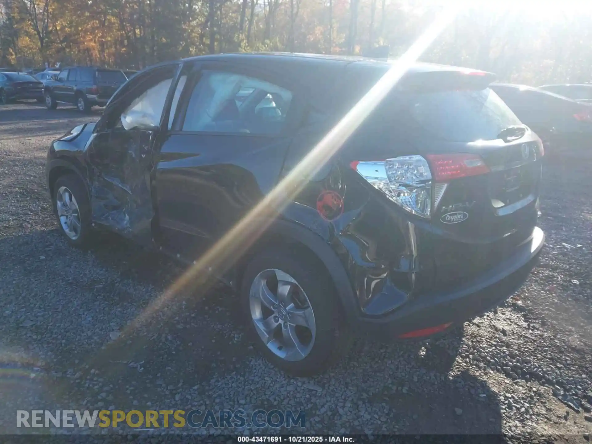 3 Photograph of a damaged car 3CZRU6H34MM732139 HONDA HR-V 2021