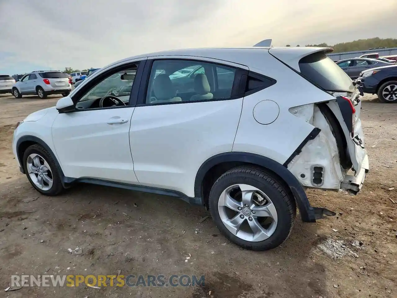 2 Photograph of a damaged car 3CZRU6H34MM734473 HONDA HR-V 2021