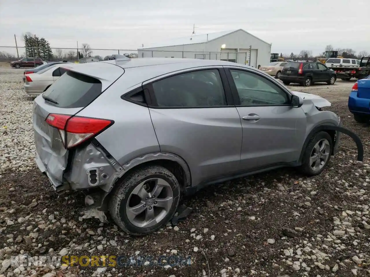 3 Photograph of a damaged car 3CZRU6H35MM719335 HONDA HR-V 2021