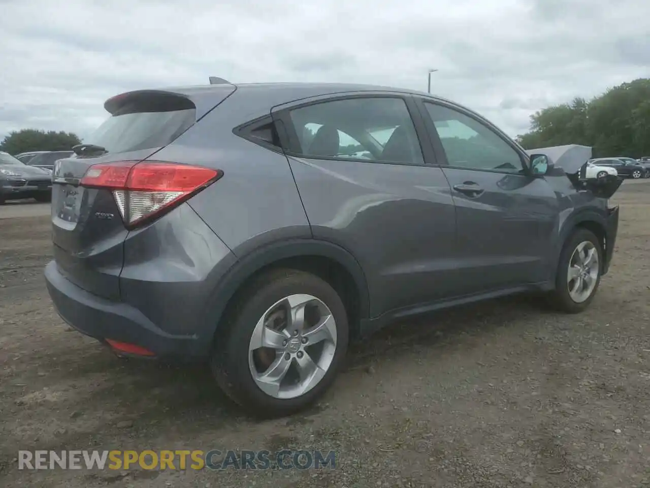 3 Photograph of a damaged car 3CZRU6H35MM719383 HONDA HR-V 2021