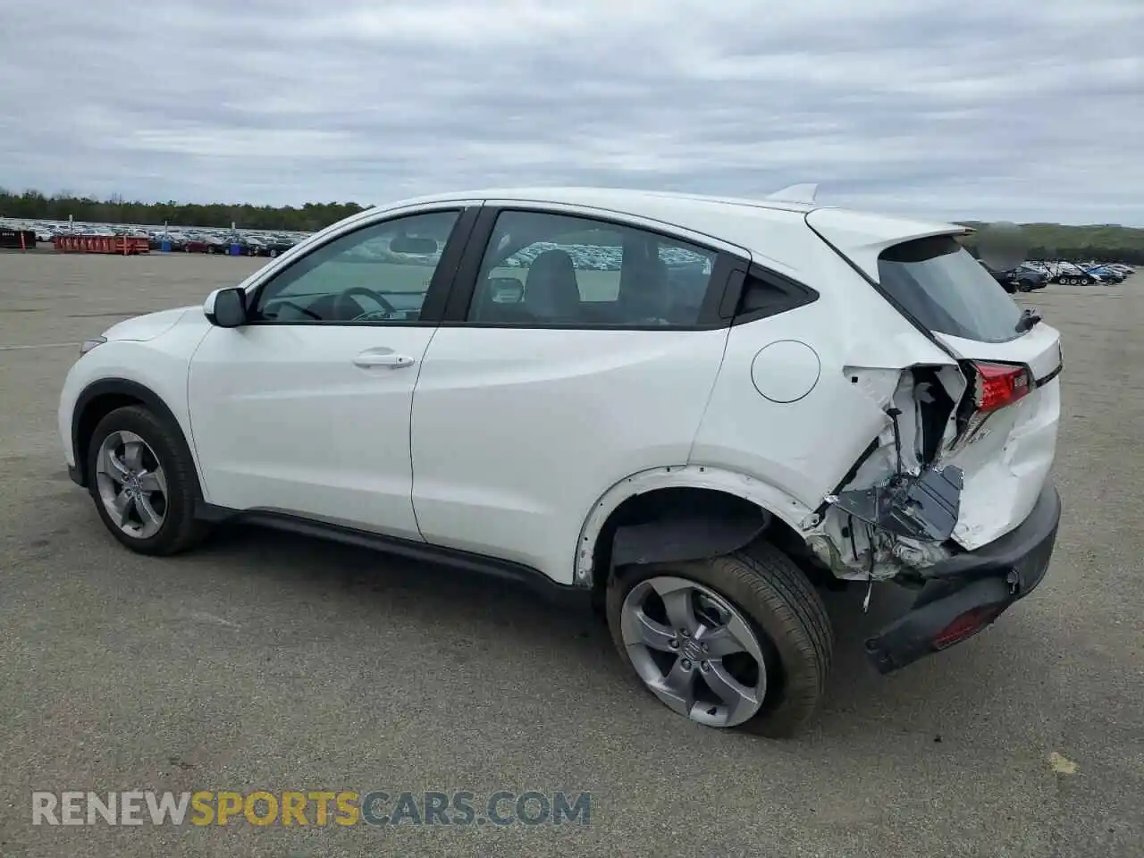 2 Photograph of a damaged car 3CZRU6H35MM754344 HONDA HR-V 2021