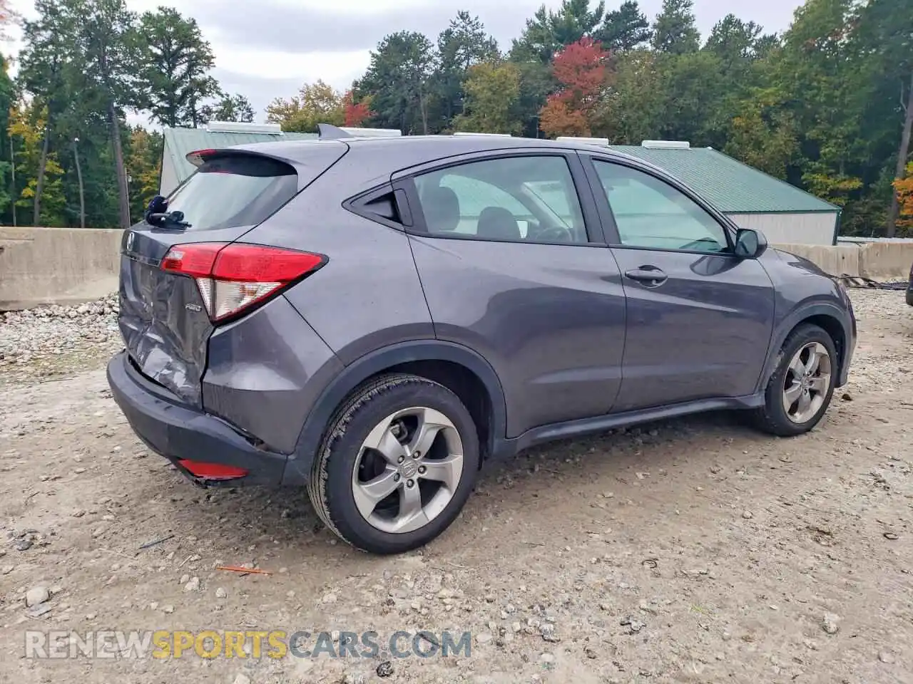 3 Photograph of a damaged car 3CZRU6H36MM726732 HONDA HR-V 2021