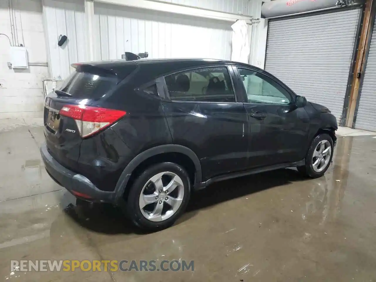 3 Photograph of a damaged car 3CZRU6H36MM736662 HONDA HR-V 2021