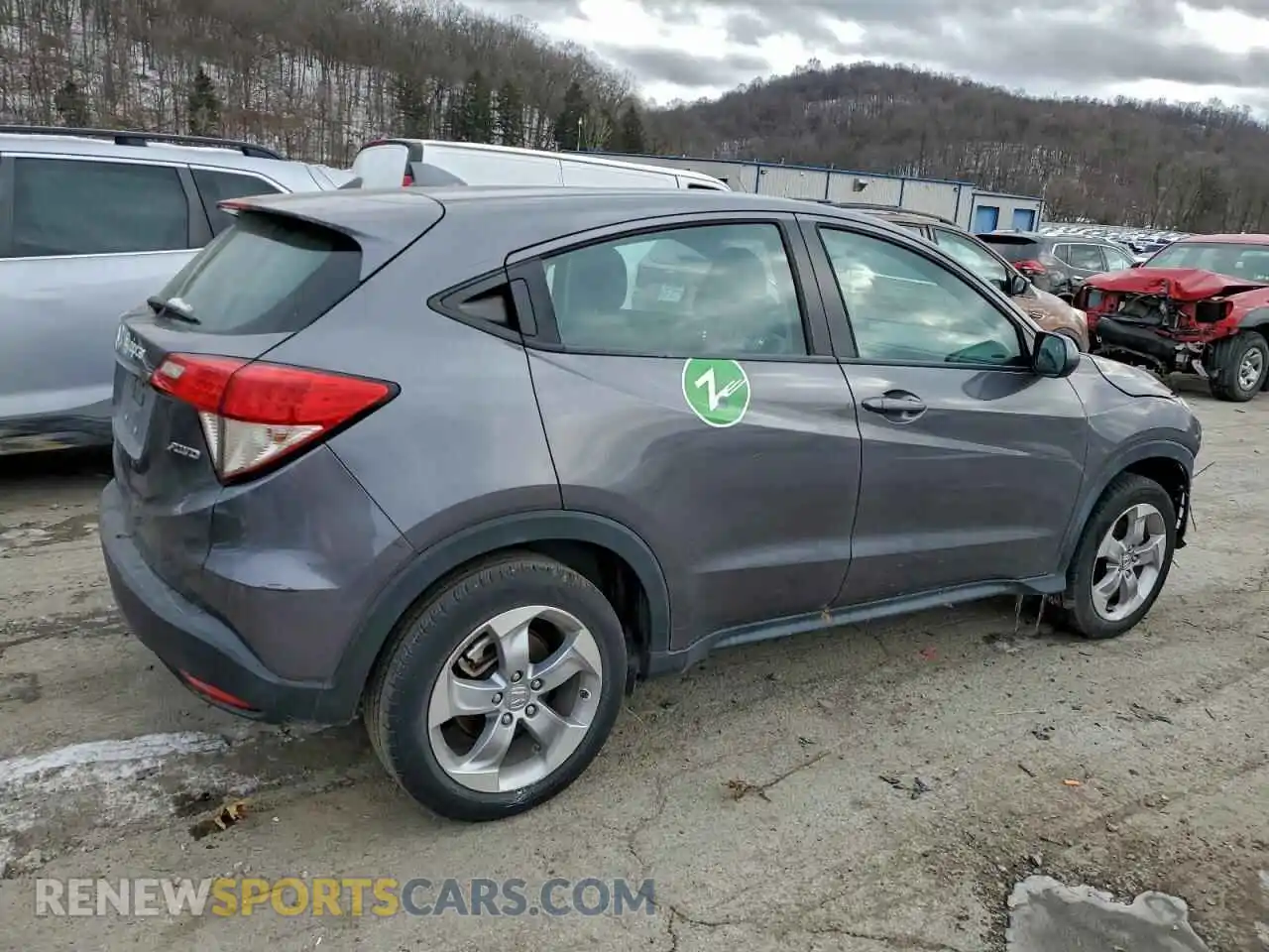 3 Photograph of a damaged car 3CZRU6H36MM738735 HONDA HR-V 2021