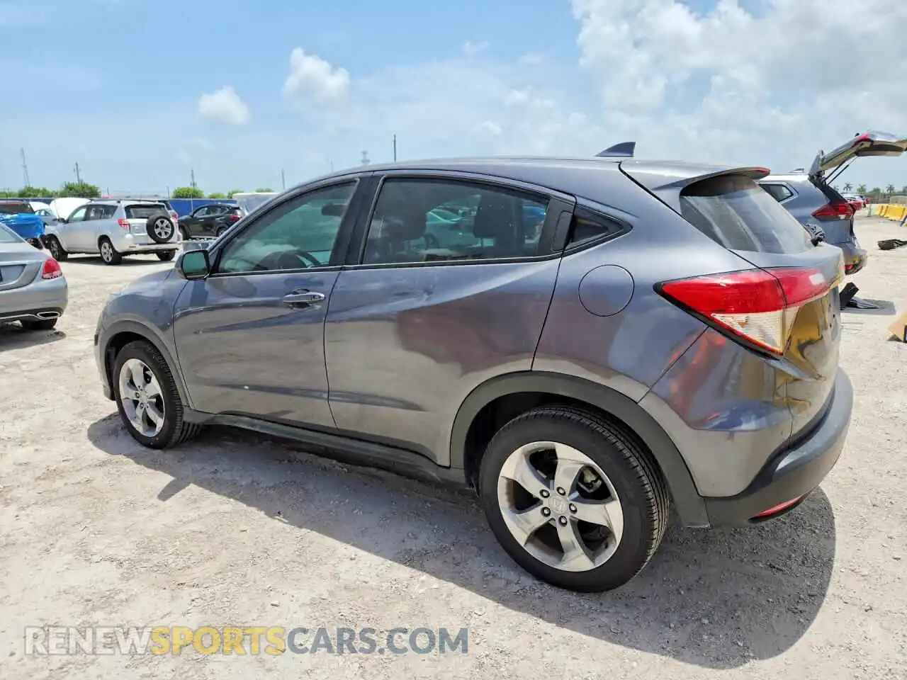2 Photograph of a damaged car 3CZRU6H36MM741246 HONDA HR-V 2021