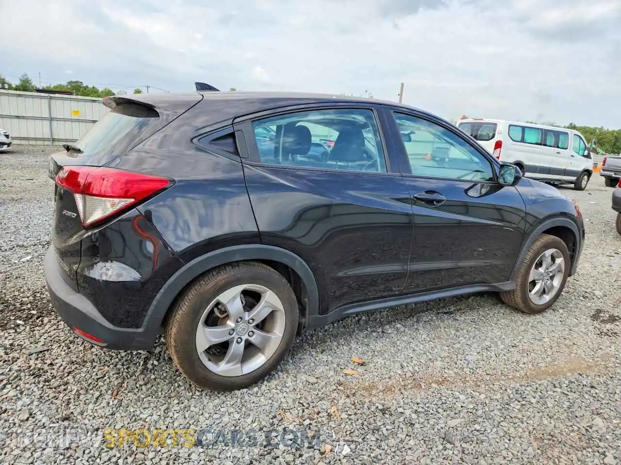 3 fotografías del automóvil dañado 3CZRU6H38MM733228 HONDA HR-V 2021