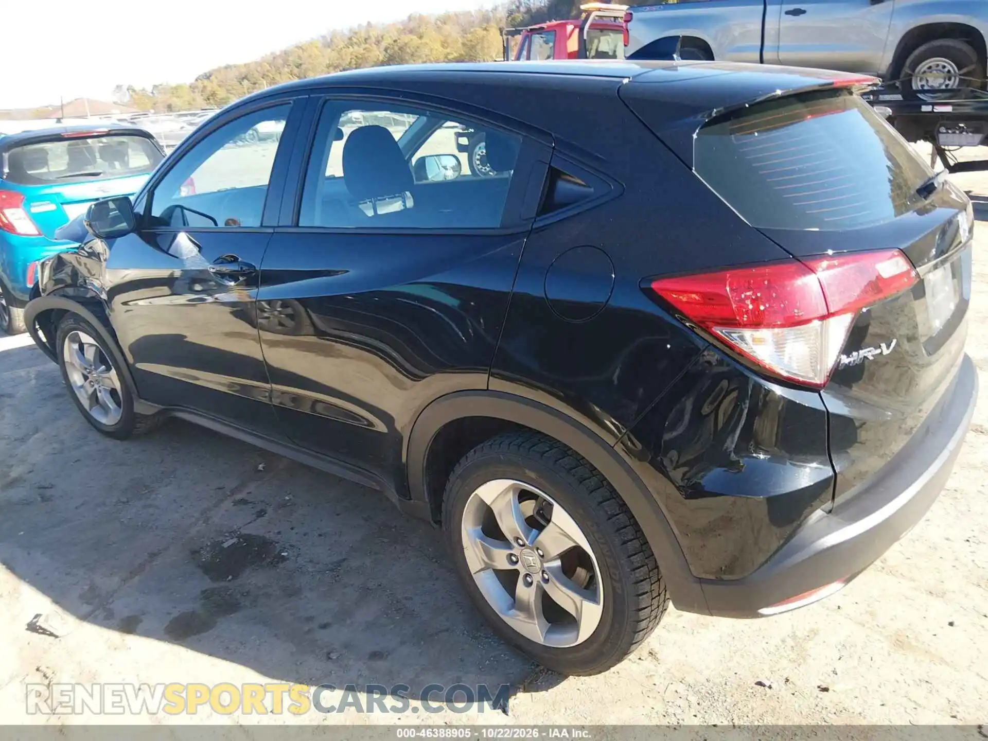 3 Photograph of a damaged car 3CZRU6H38MM753107 HONDA HR-V 2021