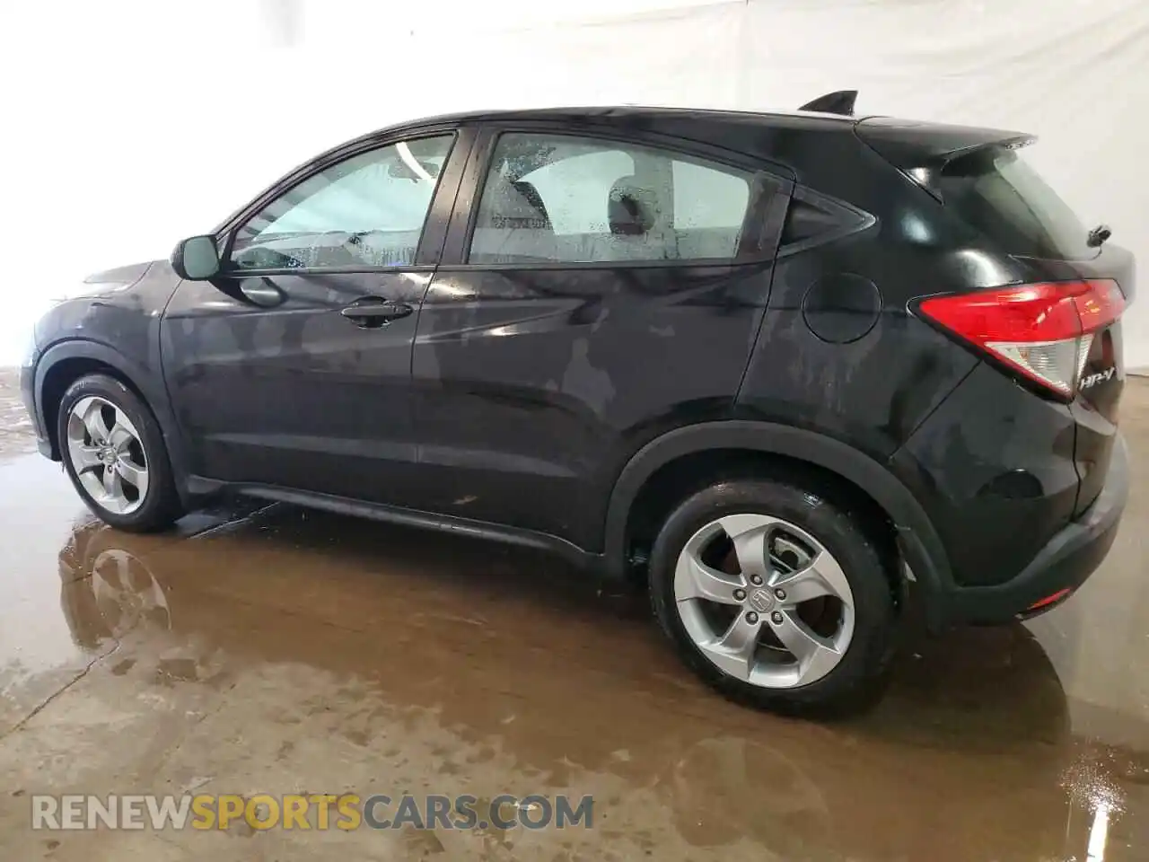 2 fotografías del automóvil dañado 3CZRU6H39MM712520 HONDA HR-V 2021