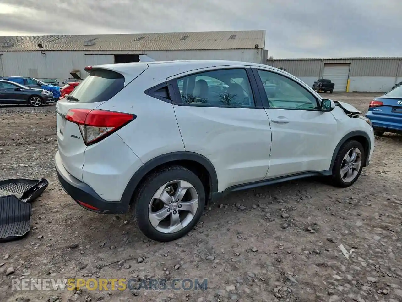 3 Photograph of a damaged car 3CZRU6H39MM716809 HONDA HR-V 2021