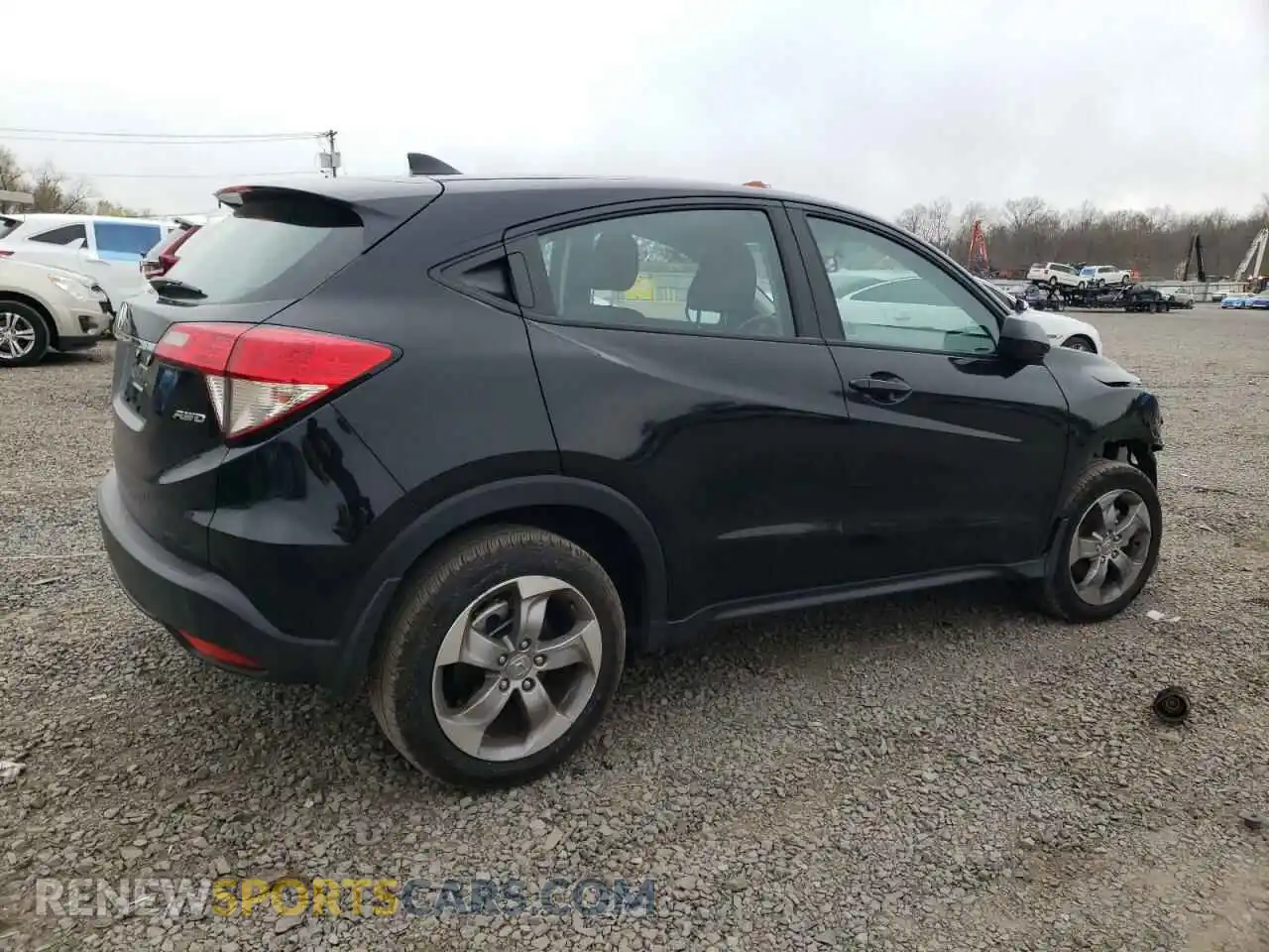 3 Photograph of a damaged car 3CZRU6H39MM732900 HONDA HR-V 2021