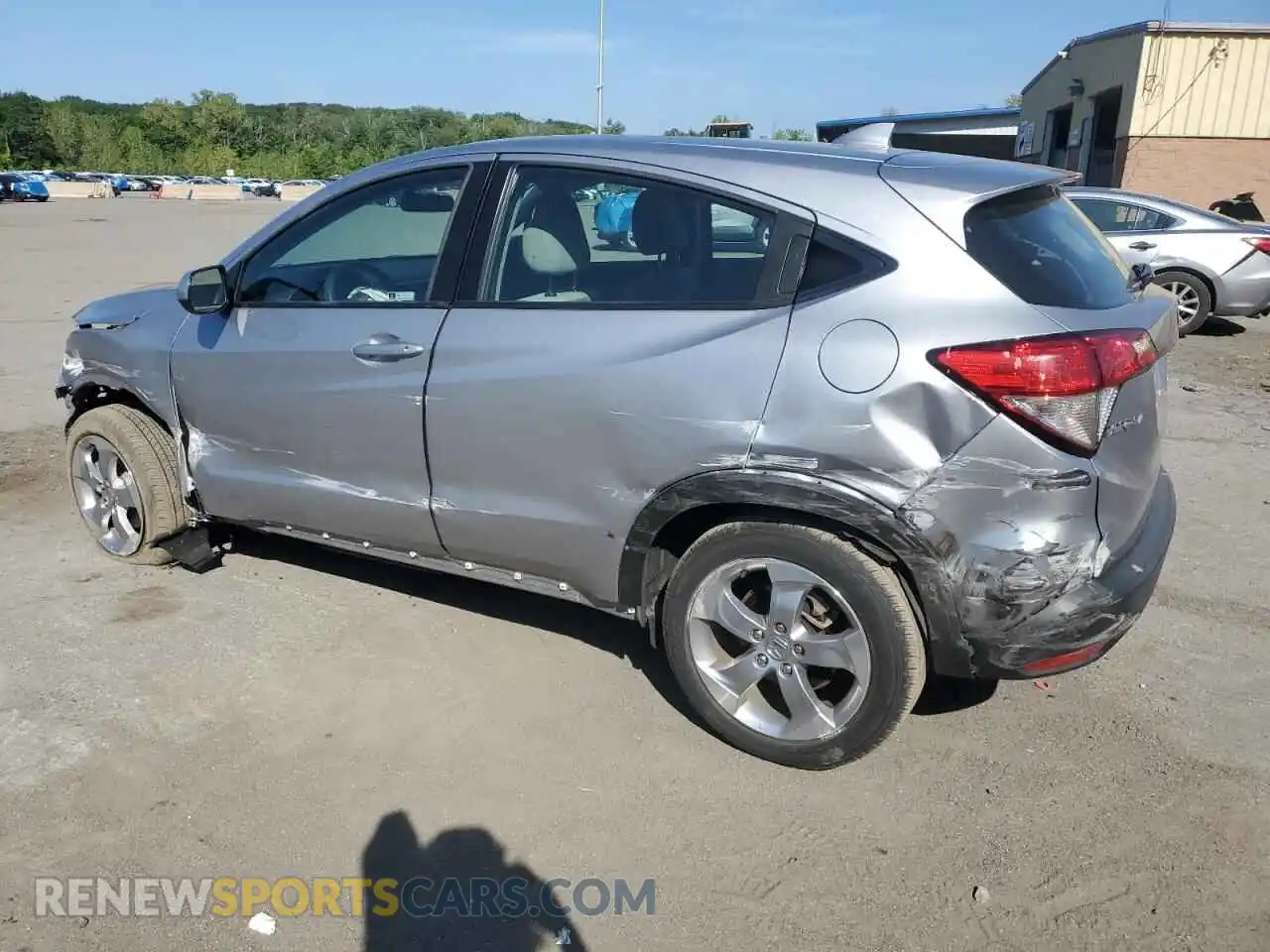 2 Photograph of a damaged car 3CZRU6H39MM746604 HONDA HR-V 2021