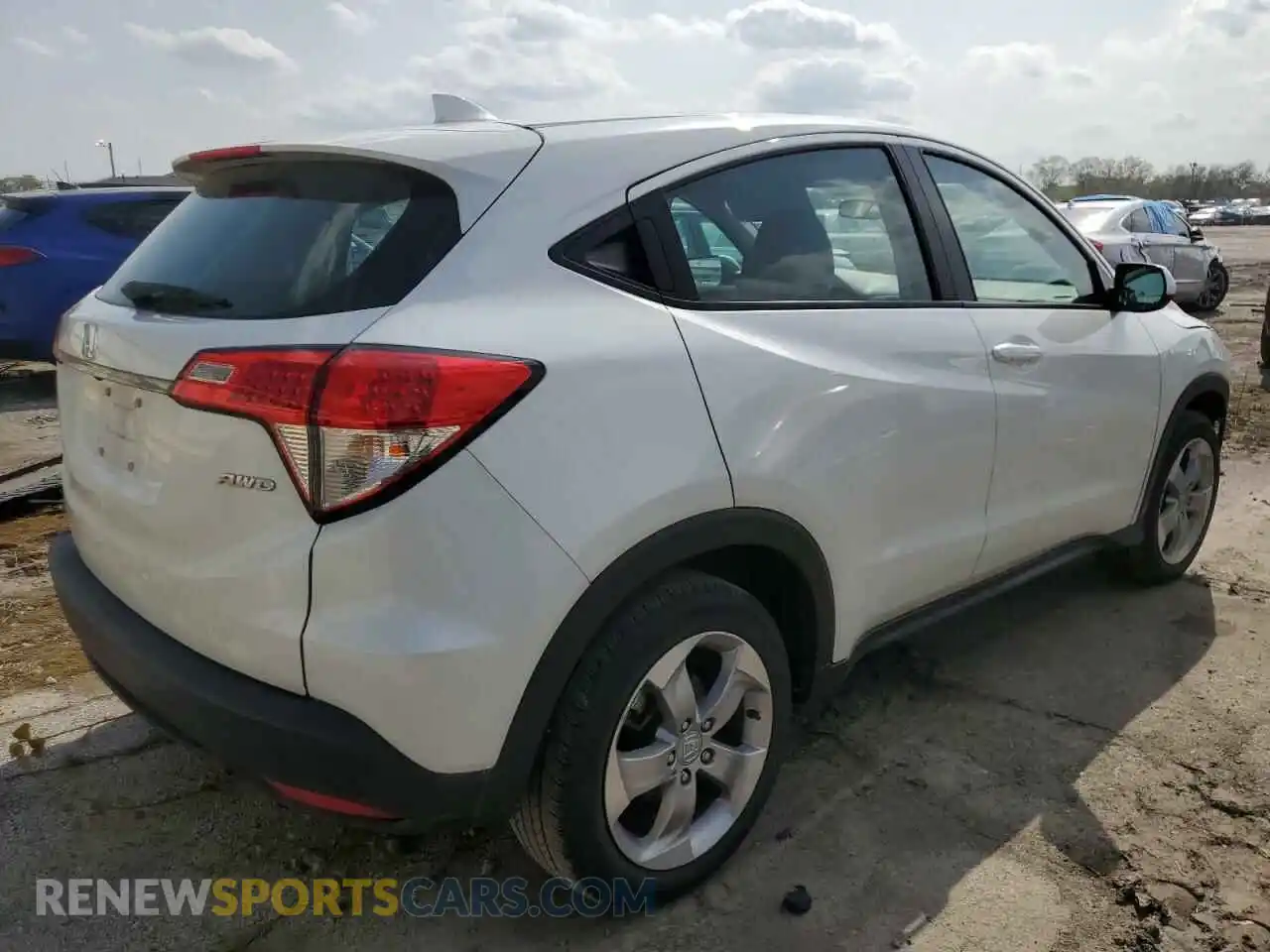 3 Фотография поврежденного автомобиля 3CZRU6H39MM752614 HONDA HR-V 2021