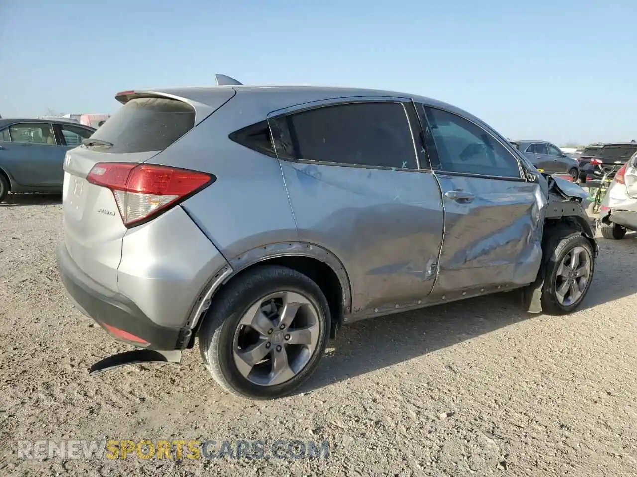 3 Photograph of a damaged car 3CZRU6H3XMM701090 HONDA HR-V 2021