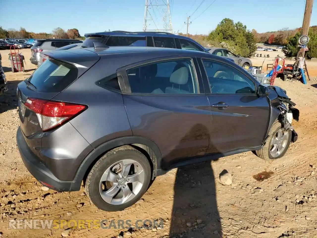 3 Photograph of a damaged car 3CZRU6H3XMM708914 HONDA HR-V 2021