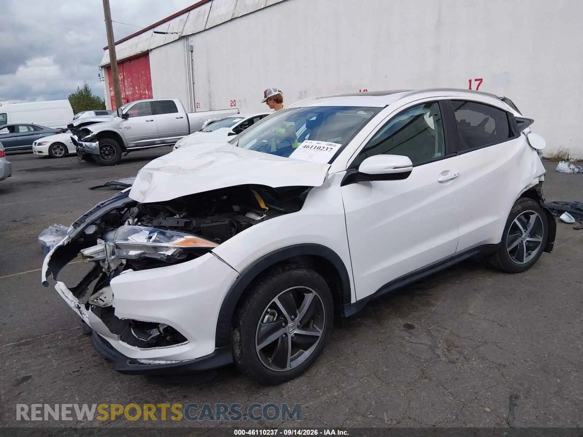 2 Photograph of a damaged car 3CZRU6H50MM718854 HONDA HR-V 2021