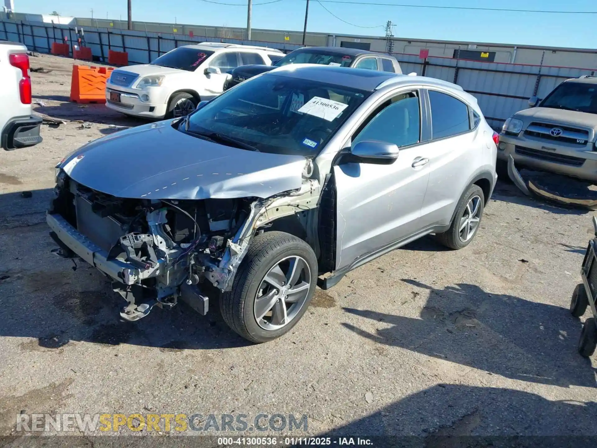 2 Photograph of a damaged car 3CZRU6H50MM744869 HONDA HR-V 2021