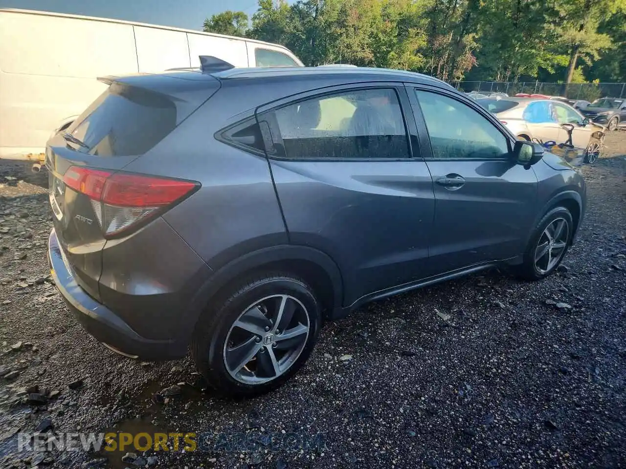 3 Photograph of a damaged car 3CZRU6H50MM754026 HONDA HR-V 2021