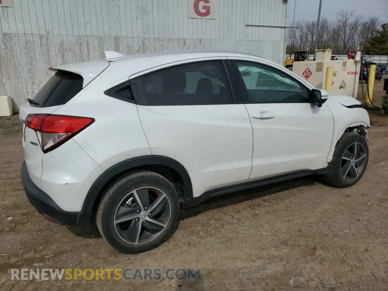 3 Photograph of a damaged car 3CZRU6H51MM704008 HONDA HR-V 2021