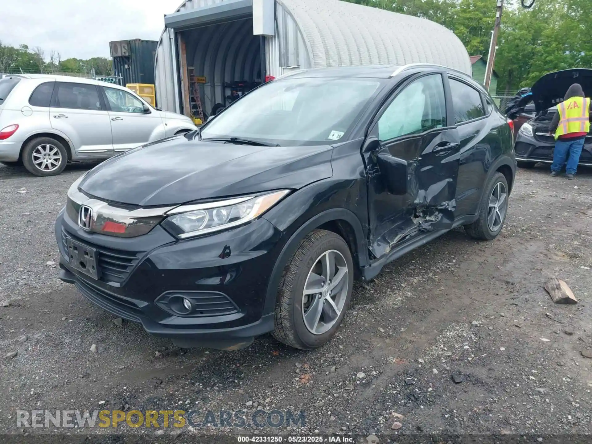2 Photograph of a damaged car 3CZRU6H51MM709824 HONDA HR-V 2021