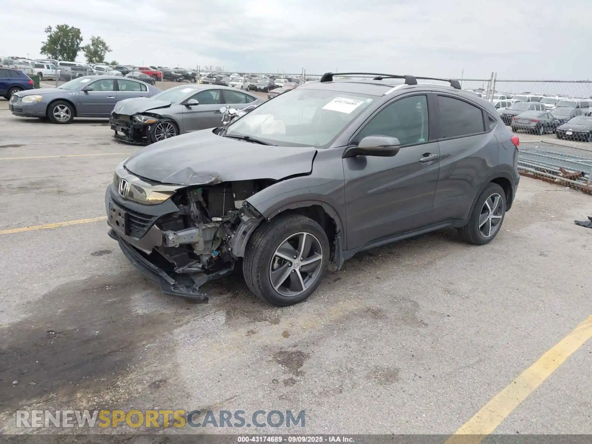 2 Photograph of a damaged car 3CZRU6H51MM734626 HONDA HR-V 2021