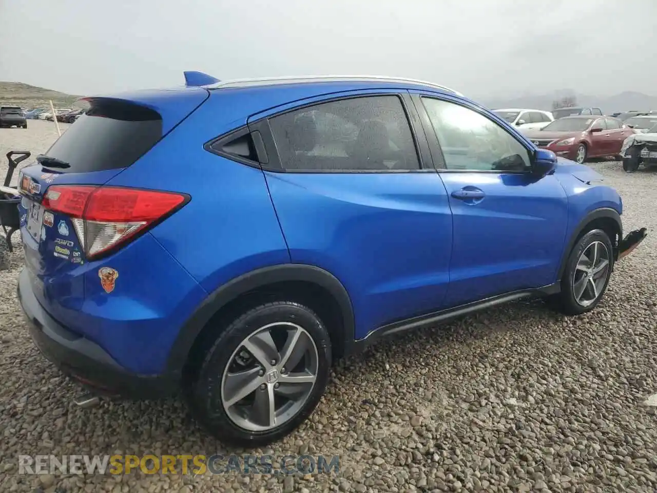 3 Photograph of a damaged car 3CZRU6H52MM744470 HONDA HR-V 2021