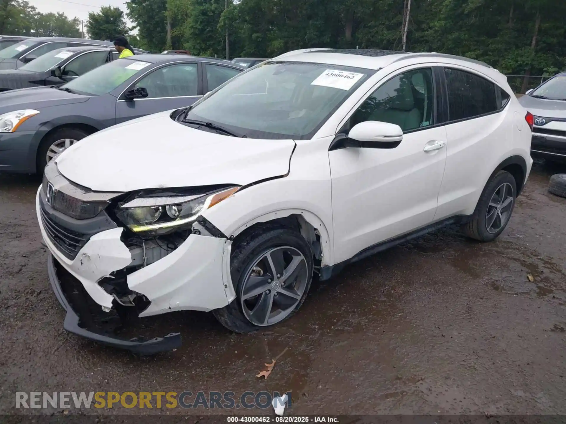 2 Photograph of a damaged car 3CZRU6H53MM706522 HONDA HR-V 2021