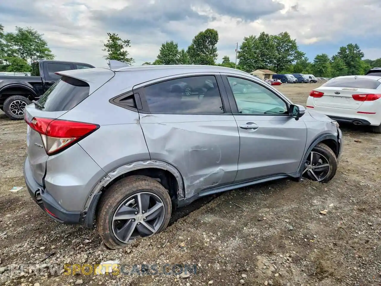 3 Фотография поврежденного автомобиля 3CZRU6H53MM708030 HONDA HR-V 2021